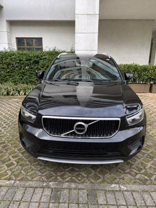 VOLVO XC40 2.0 T4 GASOLINA MOMENTUM GEARTRONIC VOLVO XC40 2.0 T4 GASOLINA MOMENTUM GEARTRONIC